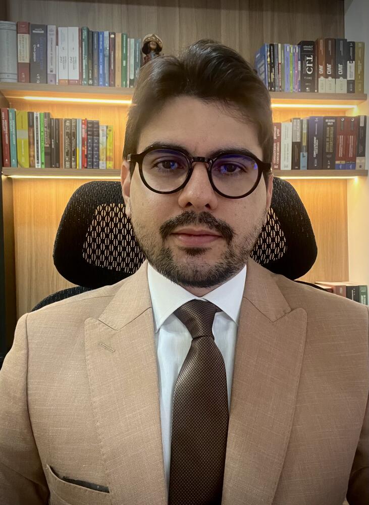 Breno S. Amorim, advogado
